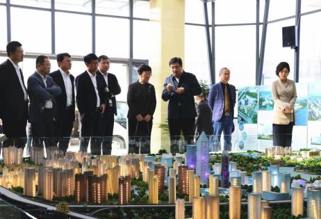 南京市南通商會企業(yè)家回通考察中央創(chuàng)新區(qū)