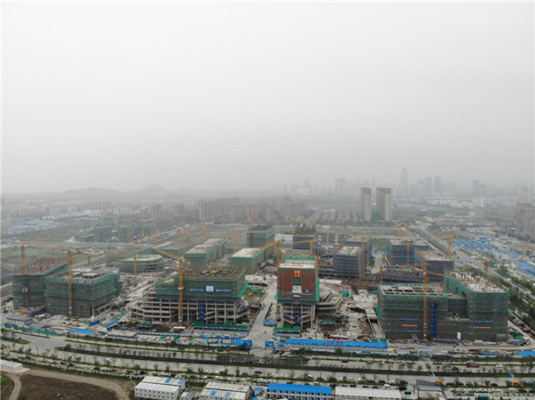 科創(chuàng)中心一期（紫瑯科技城）E6#樓順利封頂